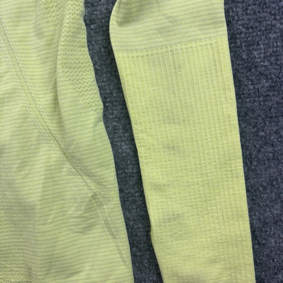 LULULEMON Women’s Yellow Long Sleeve Swiftly Shirt Athletic Shirt size: 4 - Picture 7 of 10